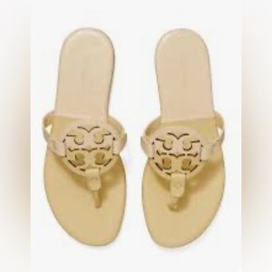 NWT Tory Burch Miller 2toned 8.5 sandals